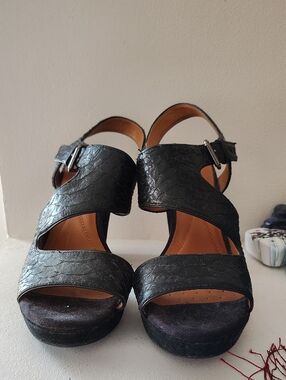 Geox Black Suede/ Leather Textured Platform Sandals with Ankle Strap 8.5